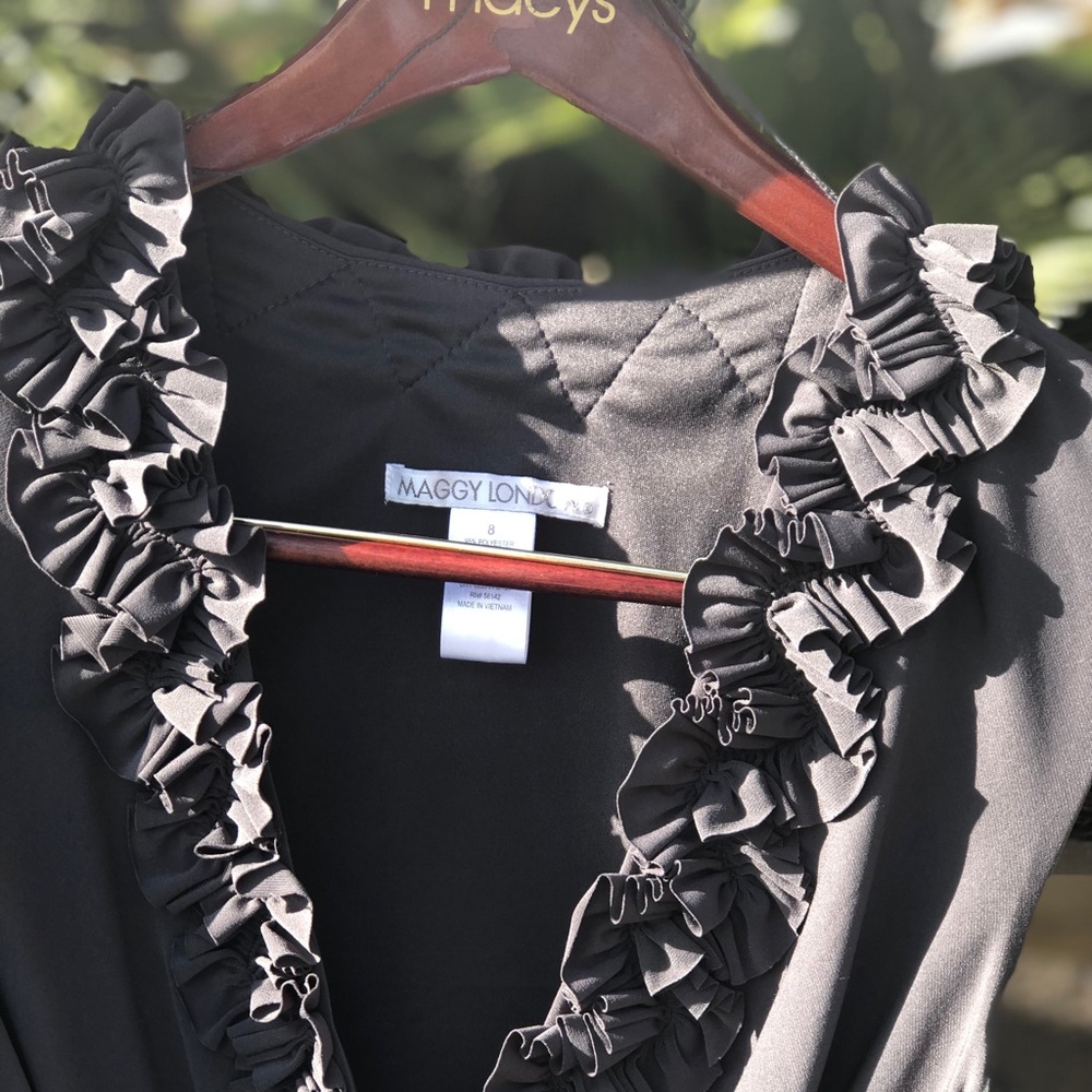 Maggy London size 8 dress
